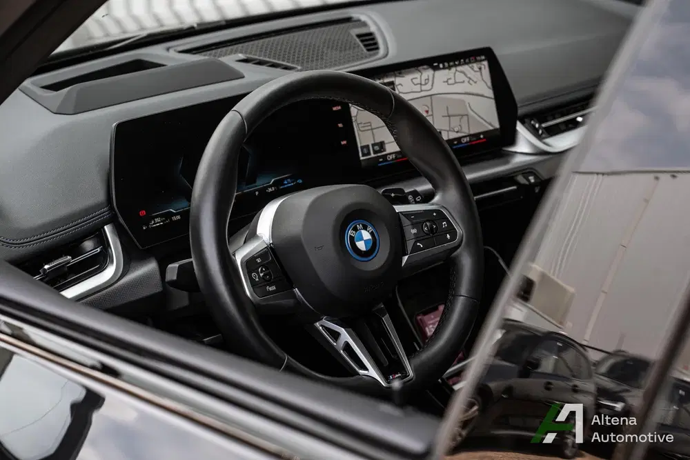BMW X1 xDrive30e M-sport uit 2023, foto 5