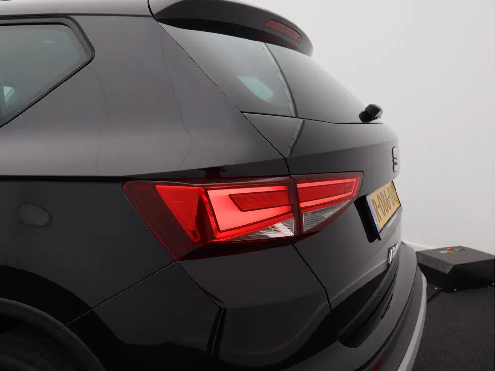 SEAT Ateca 1.0 TSI Style Business Intense uit 2022, foto 13