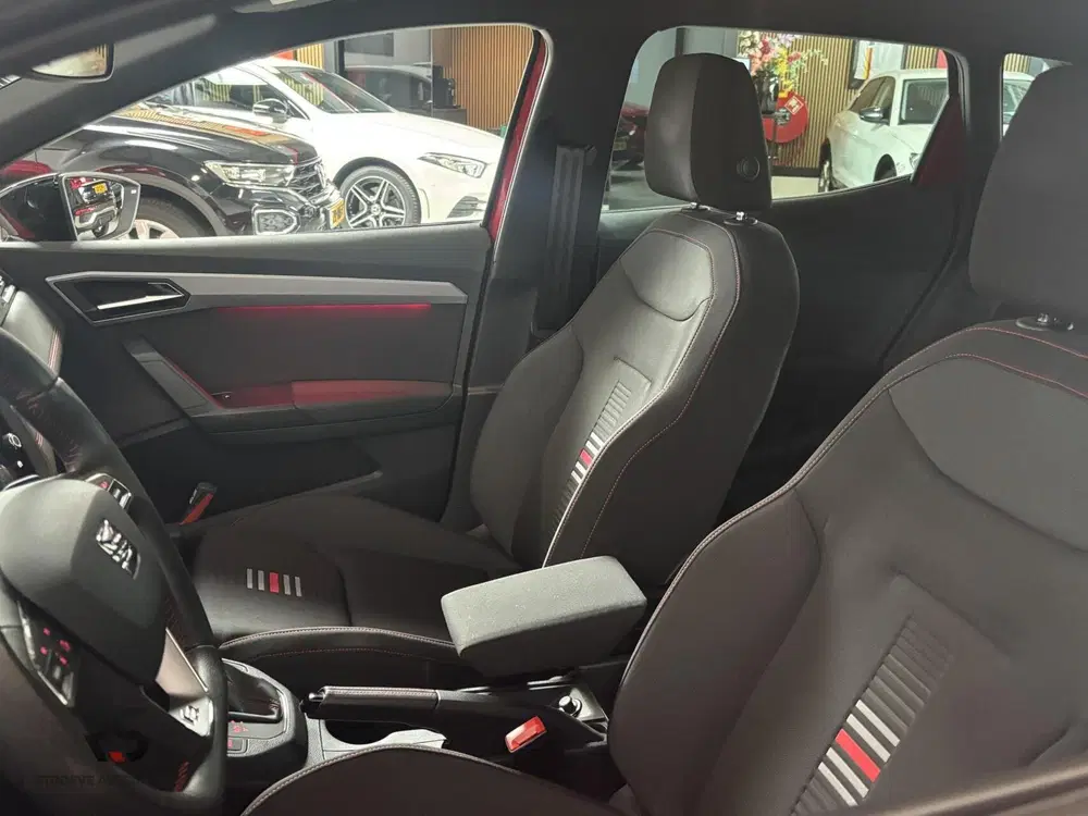 SEAT Ibiza 1.0 TSI 115 pk DSG FR Buss Intense uit 2020, foto 6