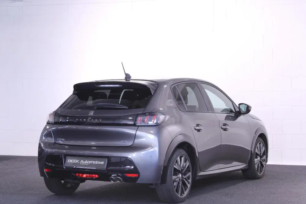 Peugeot 208 1.2 PureTech GT uit 2021, foto 3