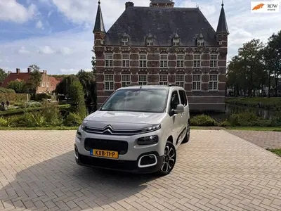 Citroën Berlingo Citroen BERLINGO 1.2 PureTech Shine uit 2019