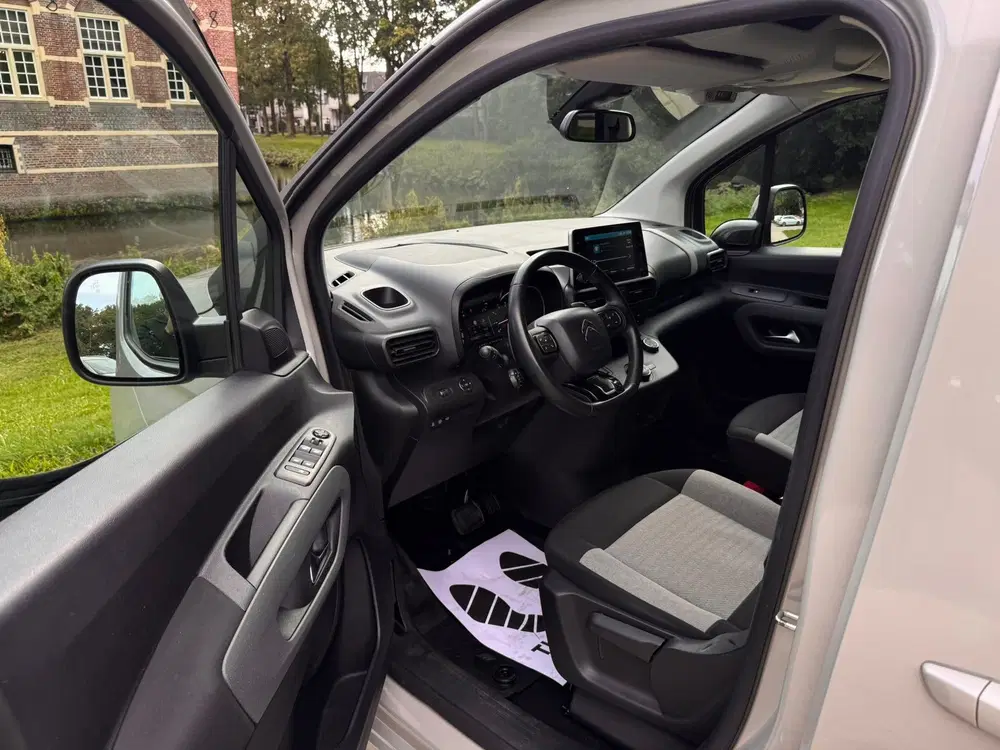 Citroën Berlingo Citroen BERLINGO 1.2 PureTech Shine uit 2019, foto 15