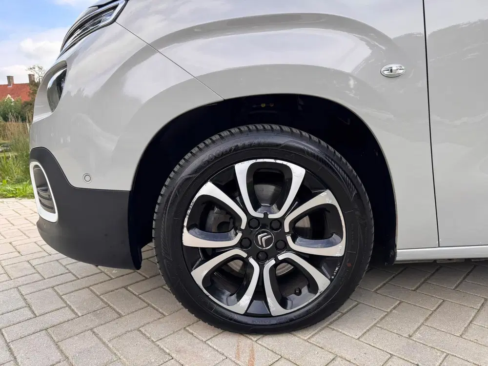 Citroën Berlingo Citroen BERLINGO 1.2 PureTech Shine uit 2019, foto 6