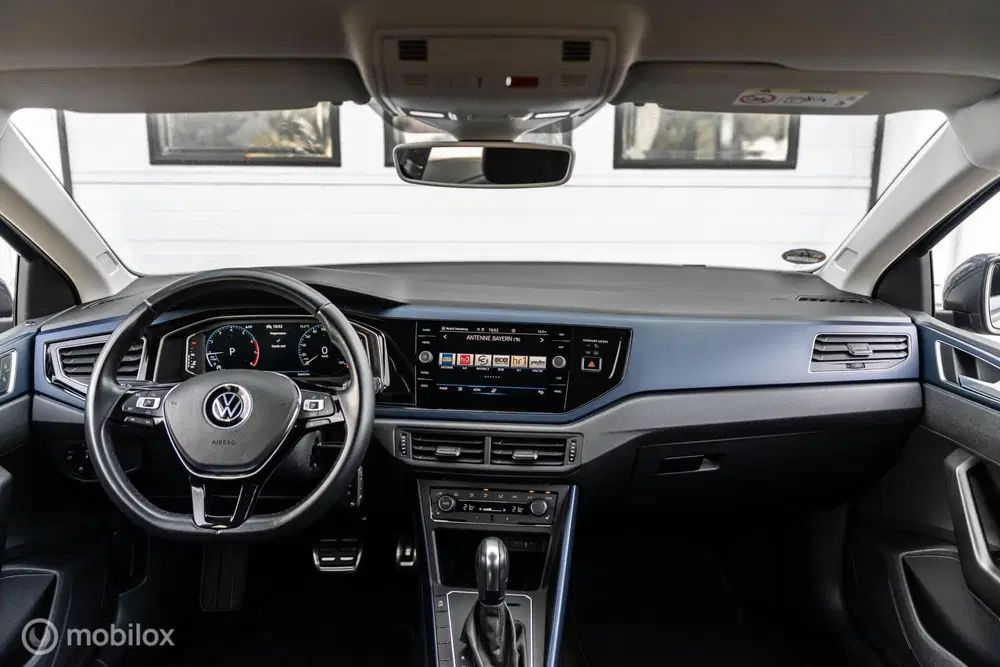 Volkswagen Polo 1.0 TSI DSG R-LINE VIRTUAL ACC NAVI LED CA uit 2020, foto 11