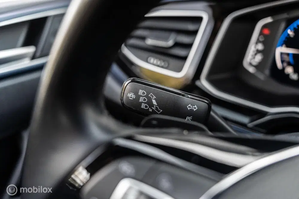 Volkswagen Polo 1.0 TSI DSG R-LINE VIRTUAL ACC NAVI LED CA uit 2020, foto 12