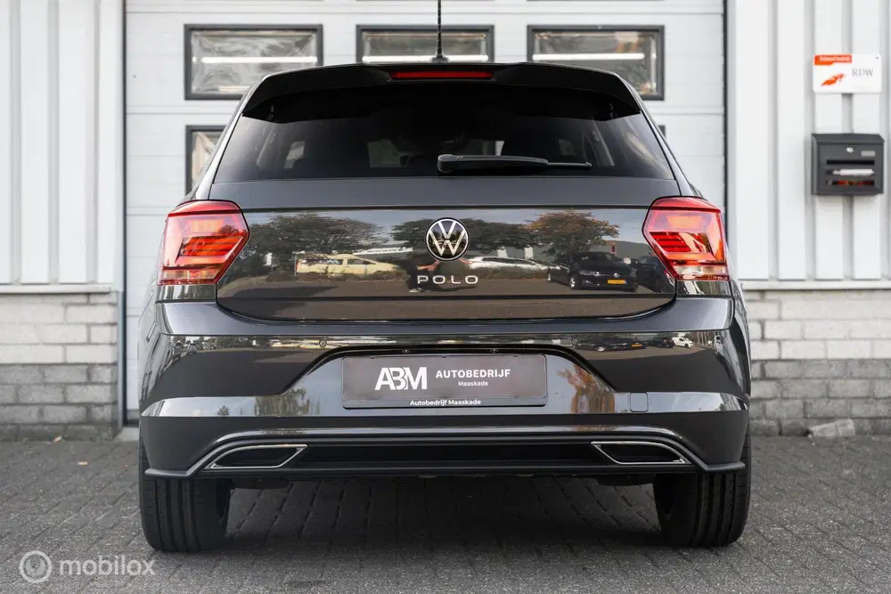 Volkswagen Polo 1.0 TSI DSG R-LINE VIRTUAL ACC NAVI LED CA uit 2020, foto 6