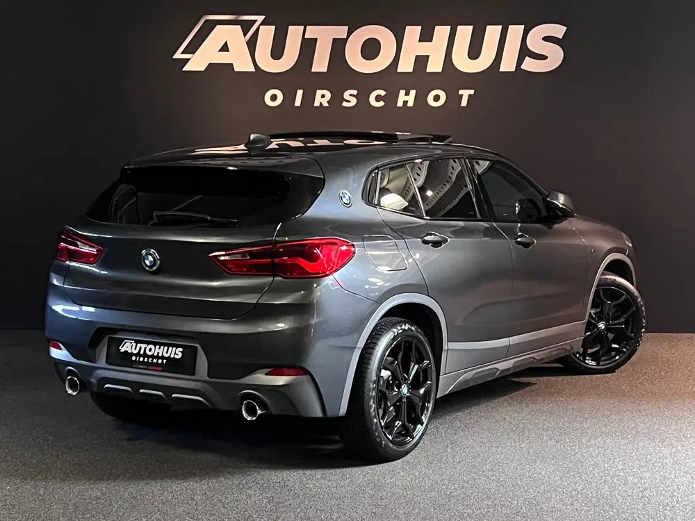 BMW X2 SDrive20i High Executive M Edition Pano uit 2019, foto 2