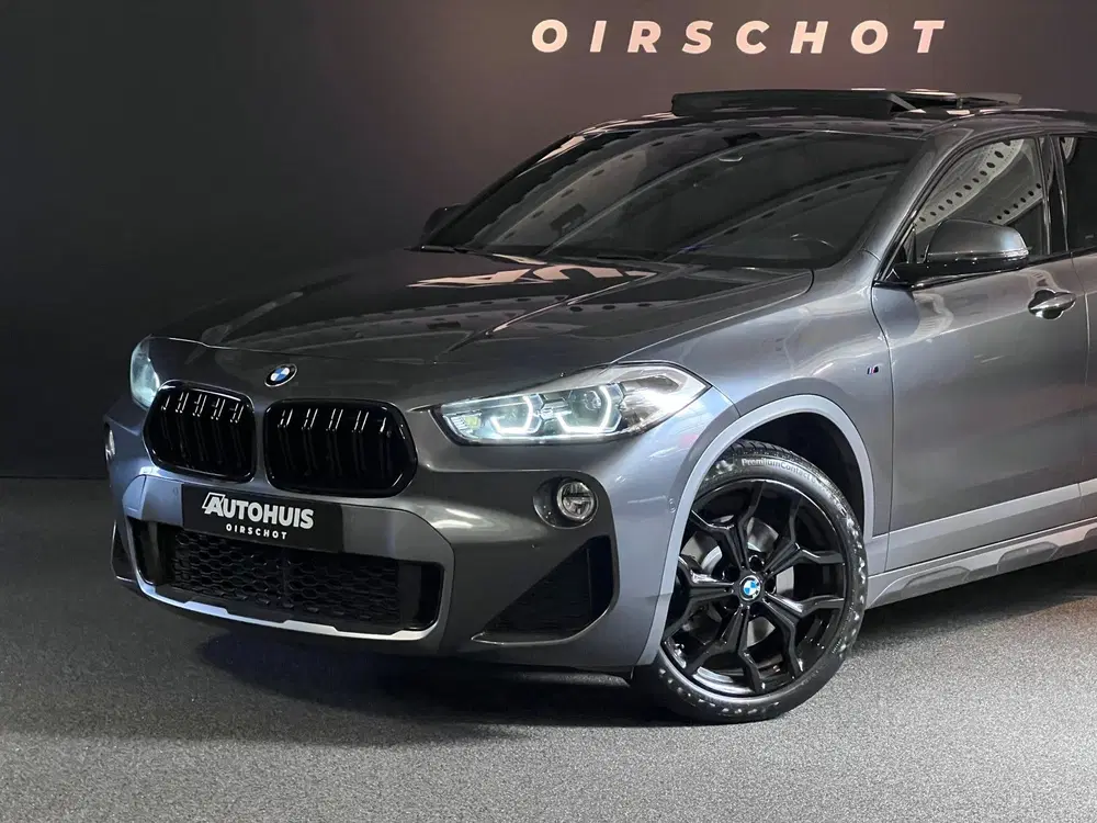 BMW X2 SDrive20i High Executive M Edition Pano uit 2019, foto 3