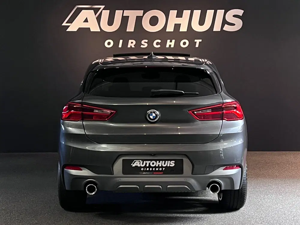 BMW X2 SDrive20i High Executive M Edition Pano uit 2019, foto 8