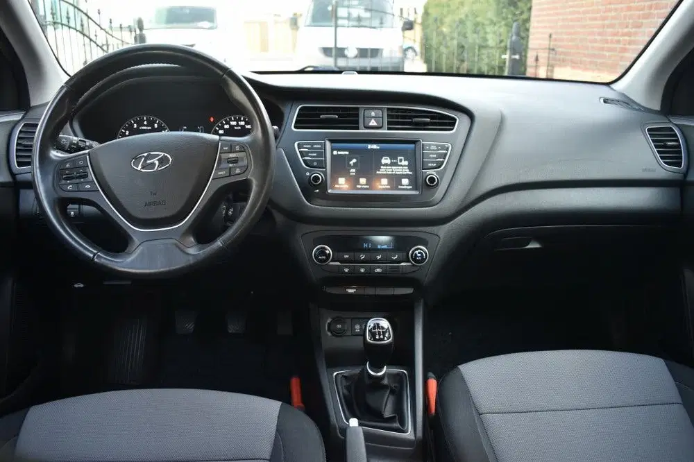 Hyundai i20 1.0 T-GDI Comfort CAMERA CRUISE PDC CLIMA uit 2020, foto 11
