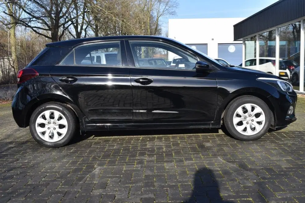 Hyundai i20 1.0 T-GDI Comfort CAMERA CRUISE PDC CLIMA uit 2020, foto 7