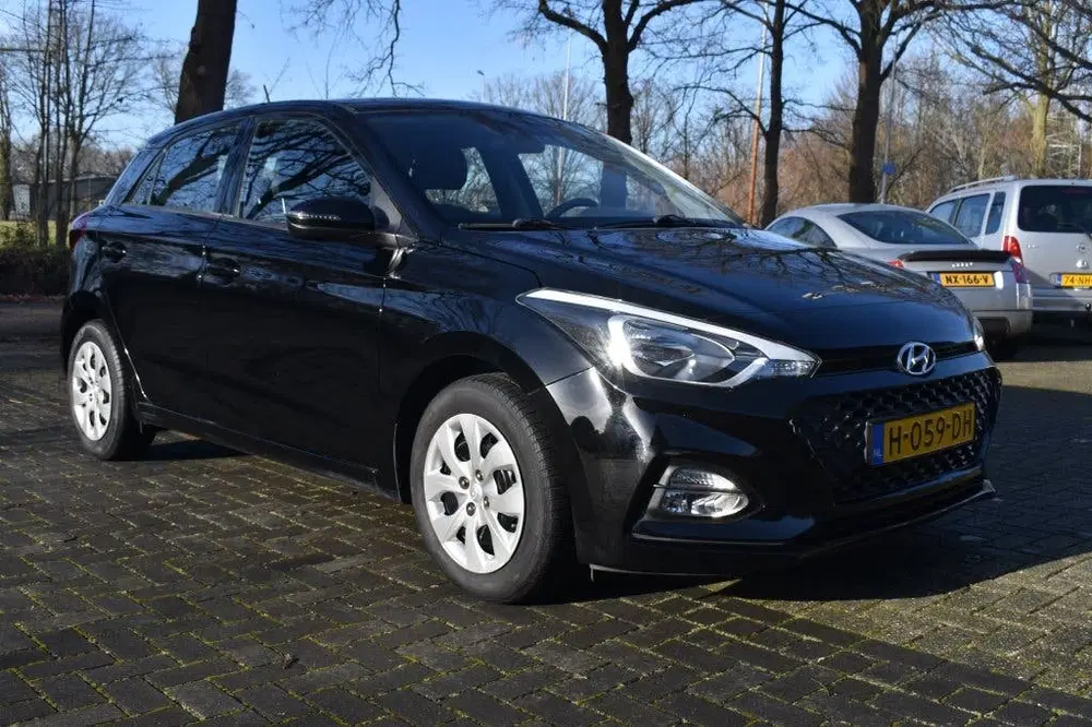 Hyundai i20 1.0 T-GDI Comfort CAMERA CRUISE PDC CLIMA uit 2020, foto 8