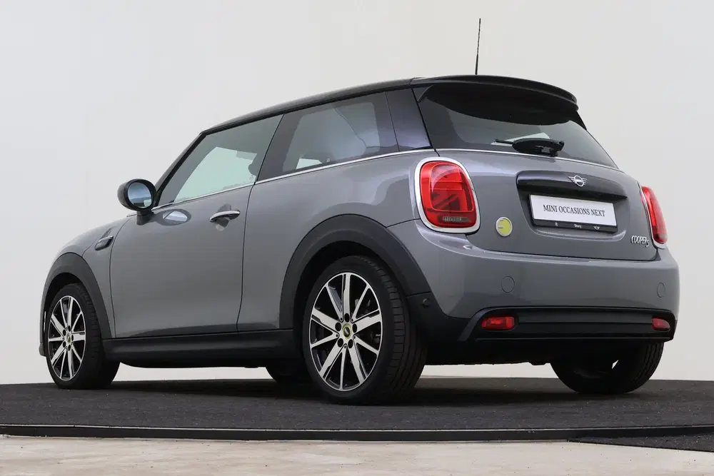 Mini Electric Classic uit 2022, foto 11