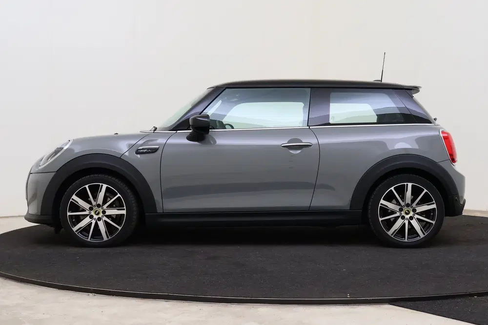 Mini Electric Classic uit 2022, foto 14