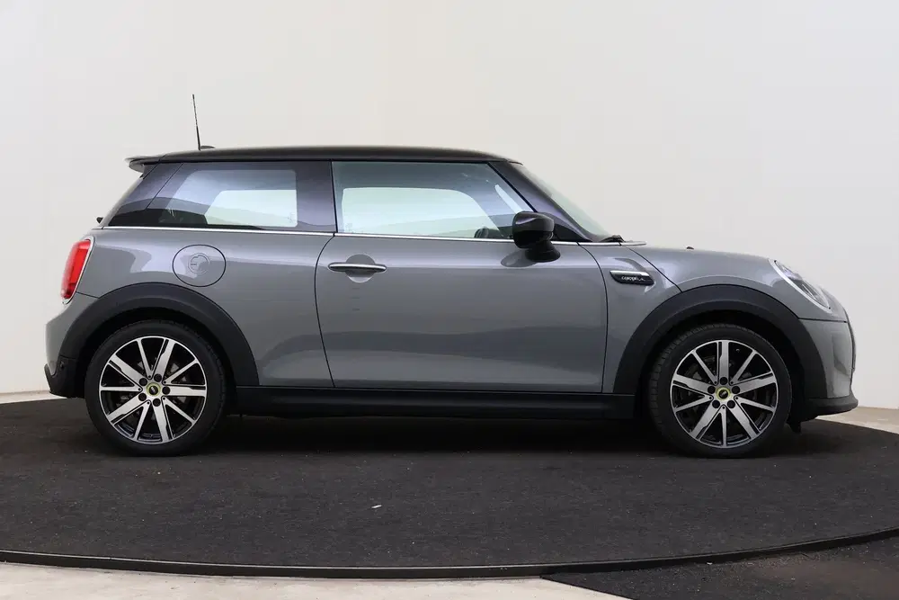 Mini Electric Classic uit 2022, foto 7