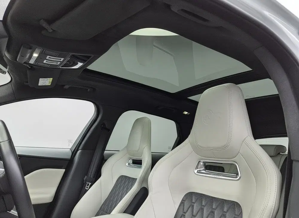 Jaguar F-Pace 5.0 V8 S uit 2019, foto 15
