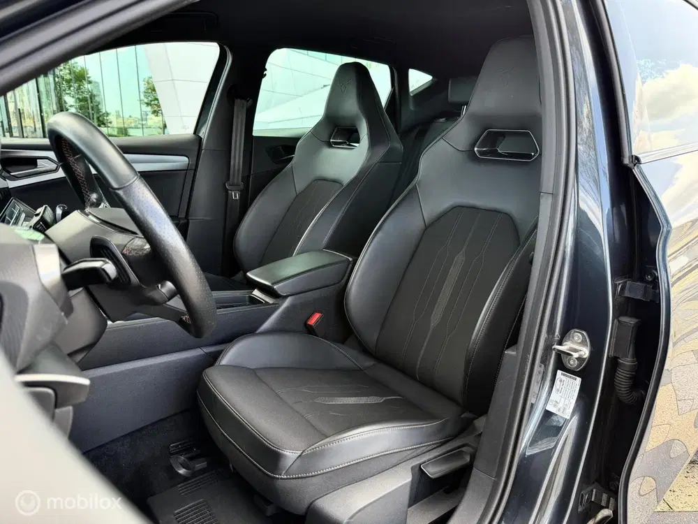 Cupra Leon 2.0 TSI 300 pk uit 2022, foto 12