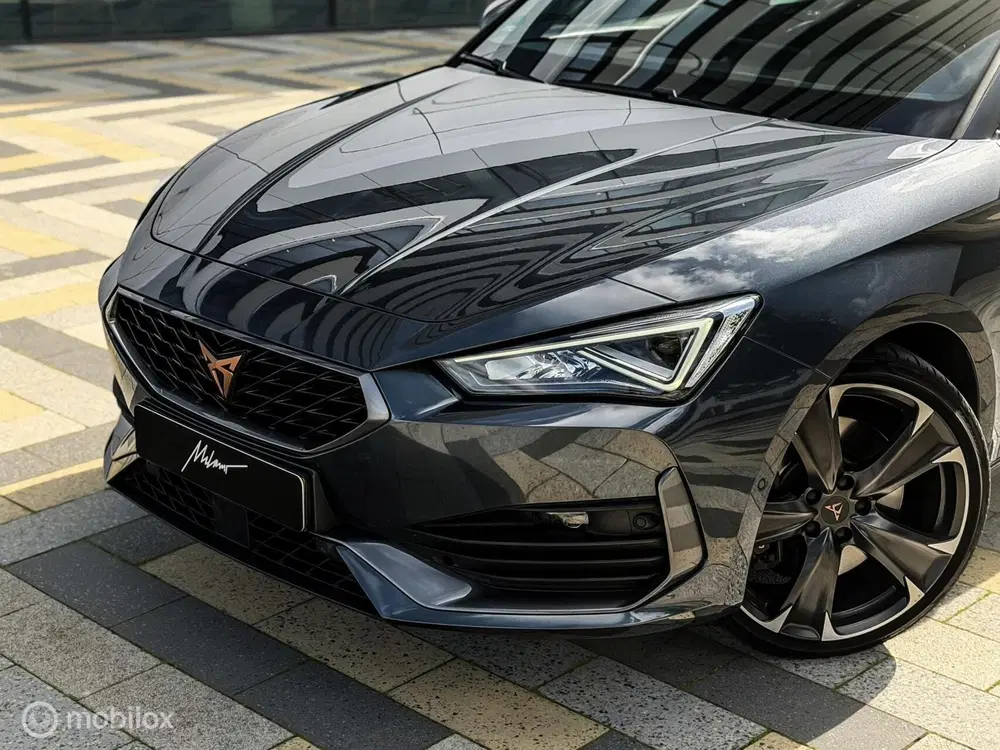 Cupra Leon 2.0 TSI 300 pk uit 2022, foto 4