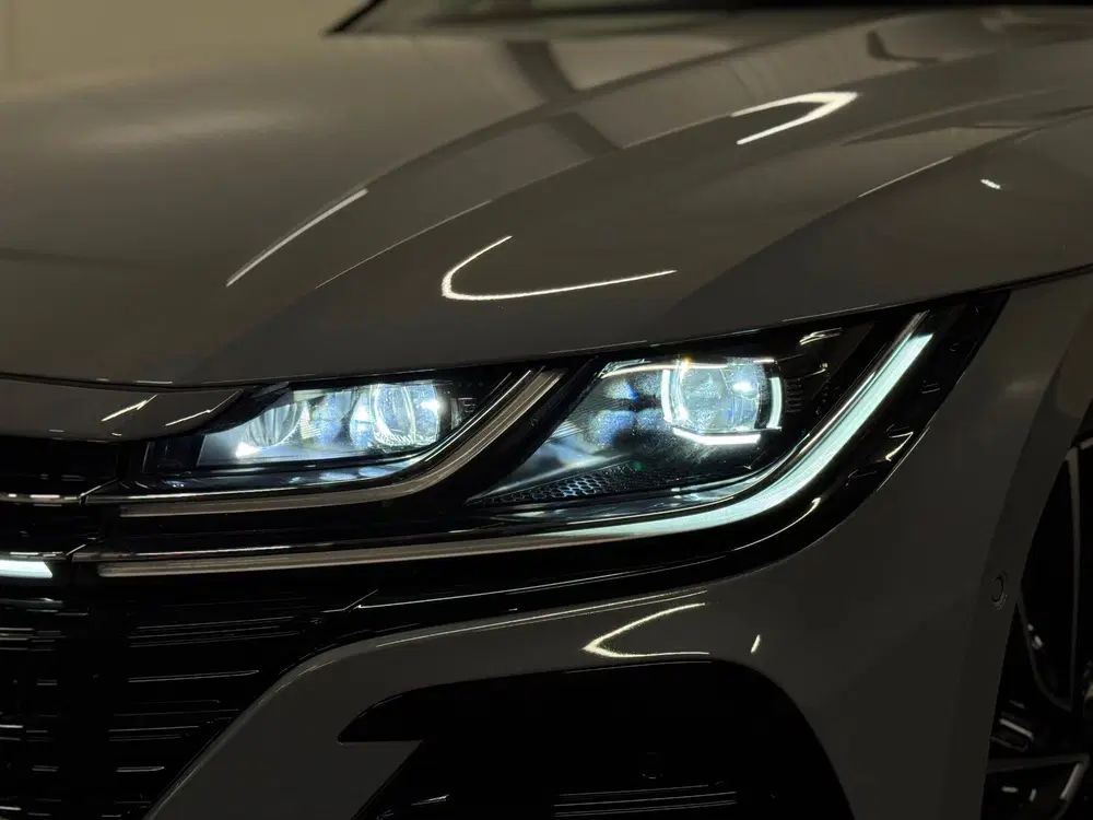 Volkswagen Arteon 2.0 TSI 4 MOTION R 2022 320 uit 2022, foto 7