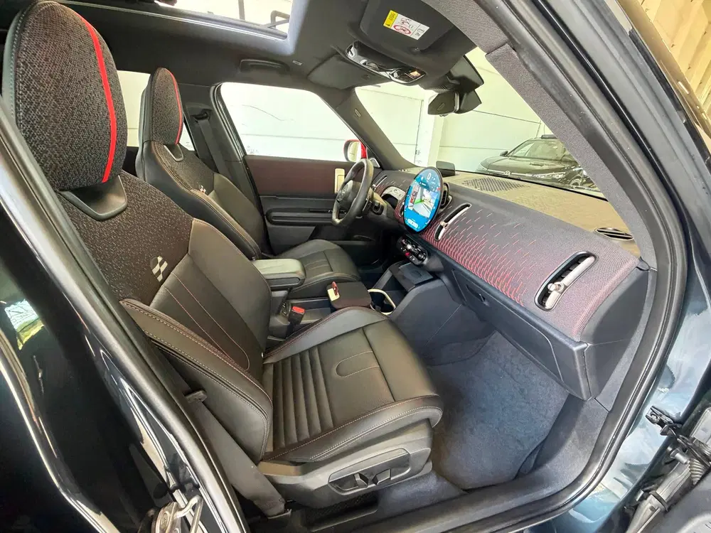 Mini Countryman 2.0 JCW ALL4 John Cooper Works XL uit 2024, foto 15