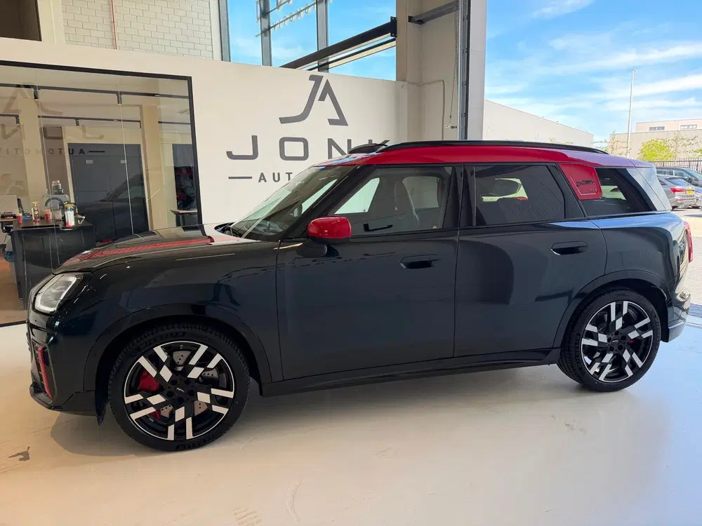 Mini Countryman 2.0 JCW ALL4 John Cooper Works XL uit 2024, foto 8