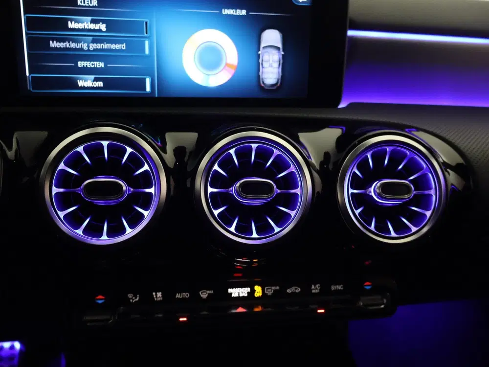 Mercedes-Benz A-Klasse AMG 35 4MATIC 306 PK ORIG NL PANORAMA uit 2020, foto 14
