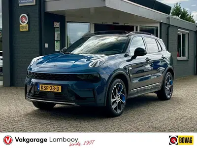 Lynk & Co 01 1.5 PHEV SOH 97% 360 Camera Zwarte hemel uit 2023