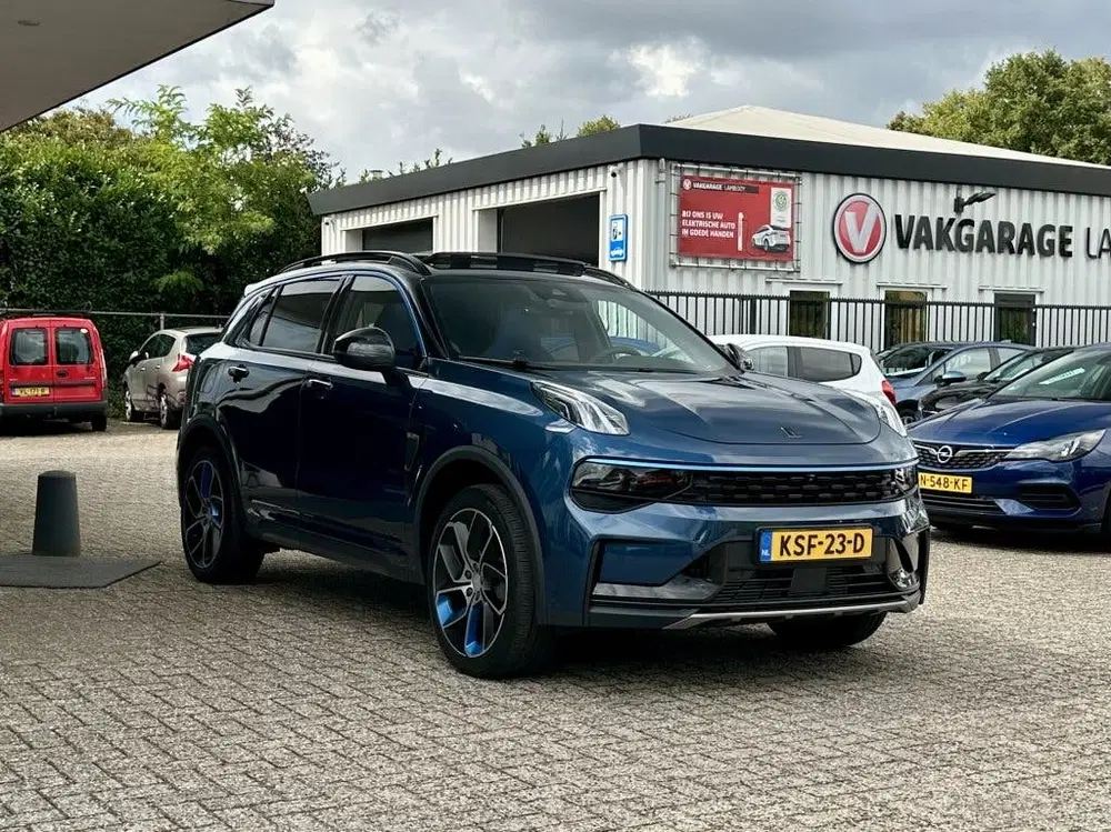 Lynk & Co 01 1.5 PHEV SOH 97% 360 Camera Zwarte hemel uit 2023, foto 14