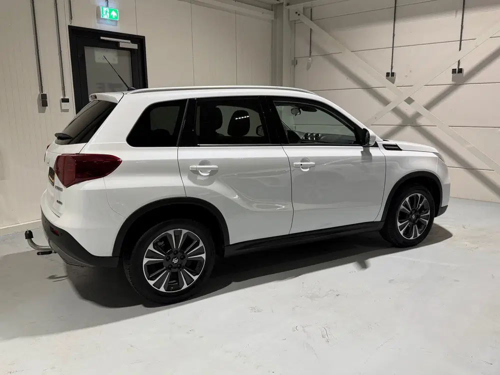 Suzuki Vitara 1.4 Boosterjet AllGrip Stijl uit 2019, foto 6