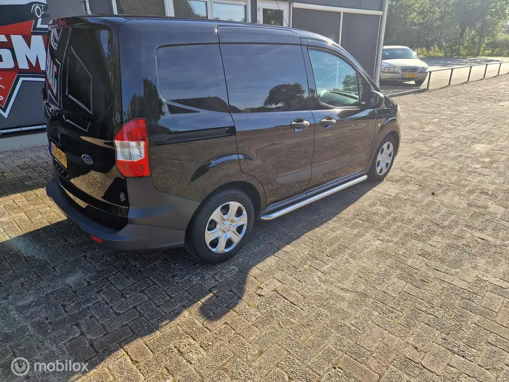 Ford Transit Courier 1.0 Ambiente Start&Stop uit 2020, foto 15