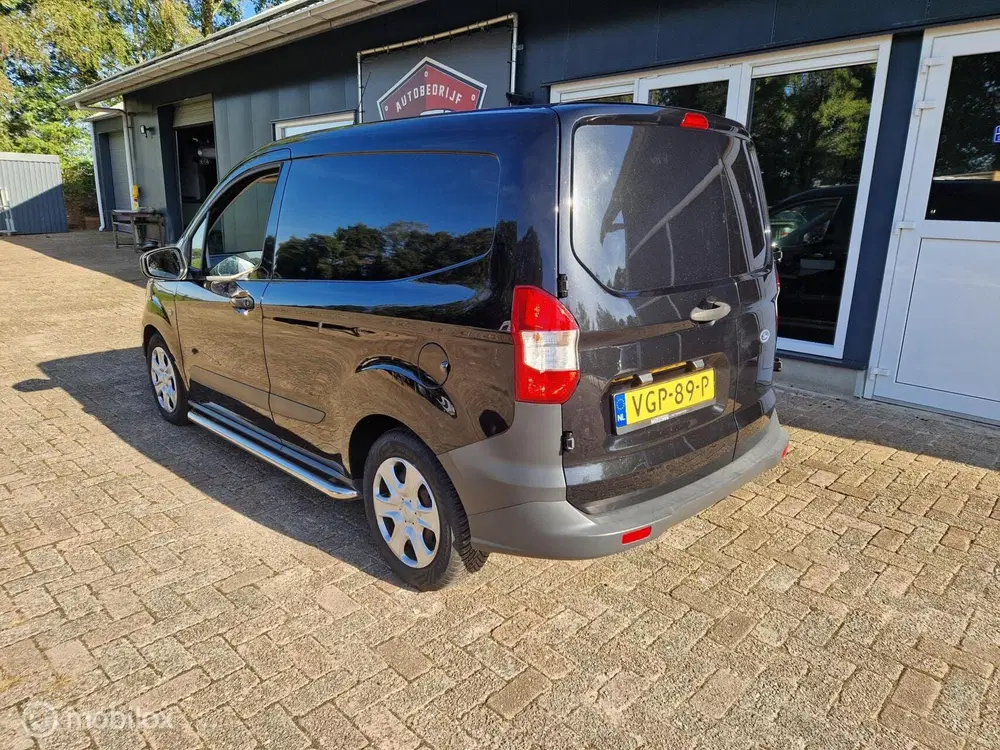 Ford Transit Courier 1.0 Ambiente Start&Stop uit 2020, foto 3