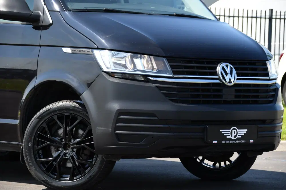 Volkswagen Transporter 2.0 TDI L1H1 30 Black Edition Cruise uit 2023, foto 7