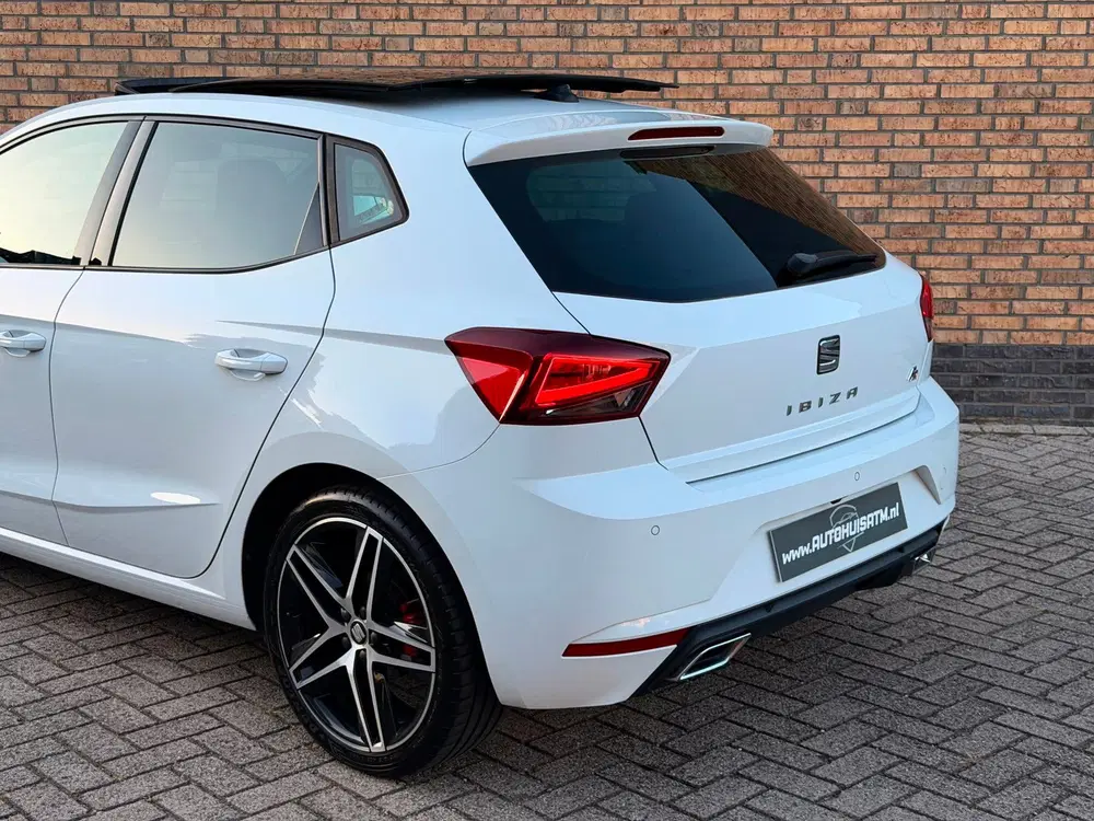 SEAT Ibiza 1.0 TSI FR Pano Dsg Beats Cruise Cam Led S uit 2020, foto 15