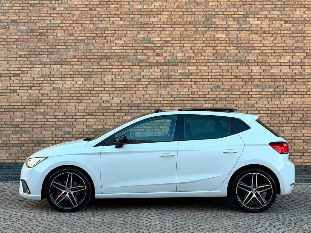 SEAT Ibiza 1.0 TSI FR Pano Dsg Beats Cruise Cam Led S uit 2020, foto 3