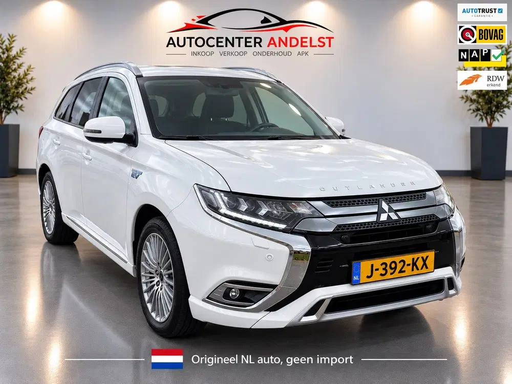Mitsubishi Outlander 2.4 PHEV Intense Aut uit 2020