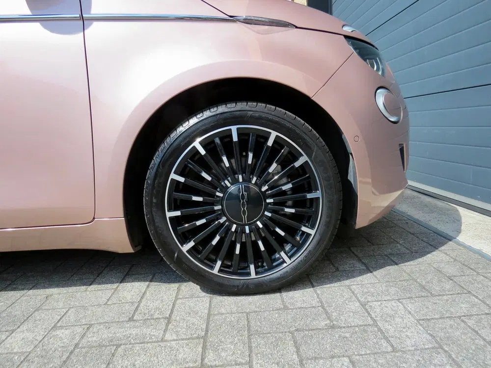 Fiat 500 La Prima 42 kWh by Bocelli *Pano *CarPlay uit 2024, foto 11