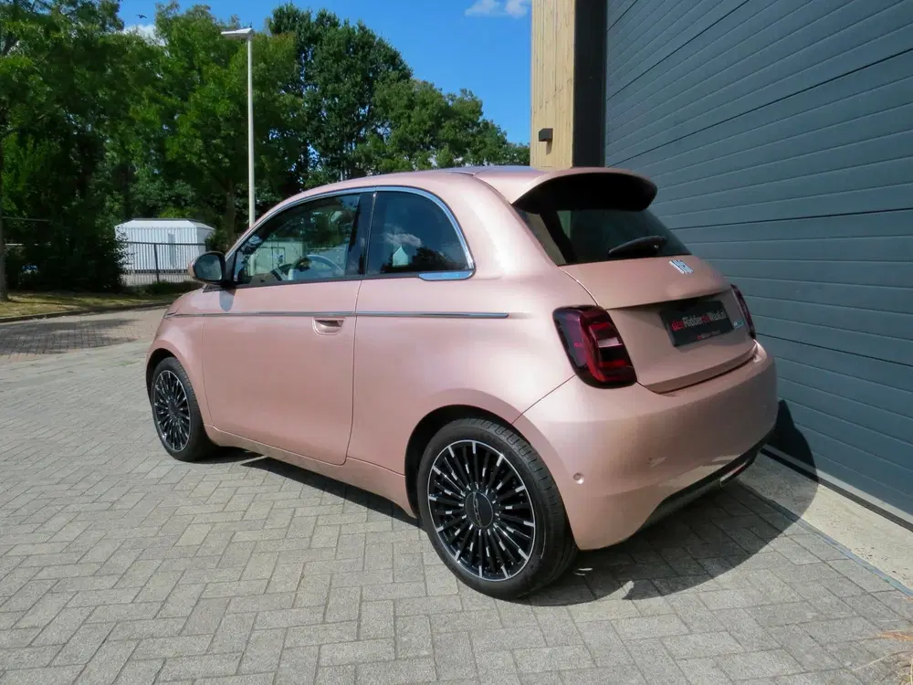 Fiat 500 La Prima 42 kWh by Bocelli *Pano *CarPlay uit 2024, foto 3