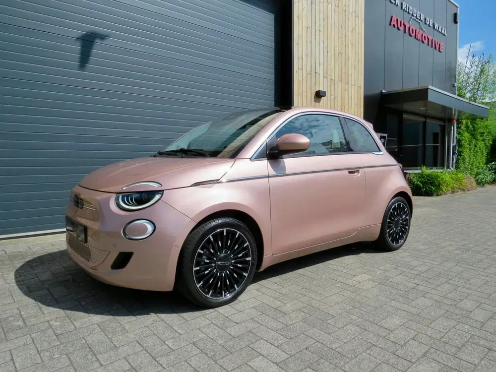 Fiat 500 La Prima 42 kWh by Bocelli *Pano *CarPlay uit 2024, foto 7