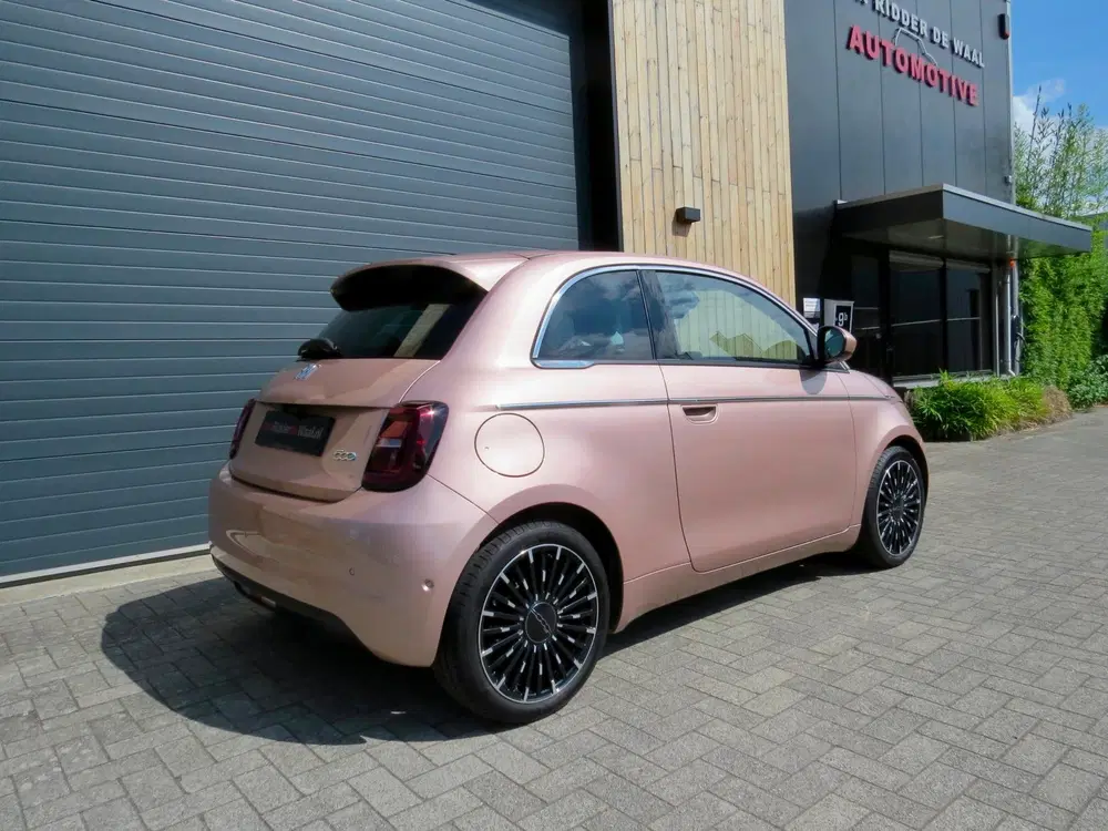 Fiat 500 La Prima 42 kWh by Bocelli *Pano *CarPlay uit 2024, foto 8