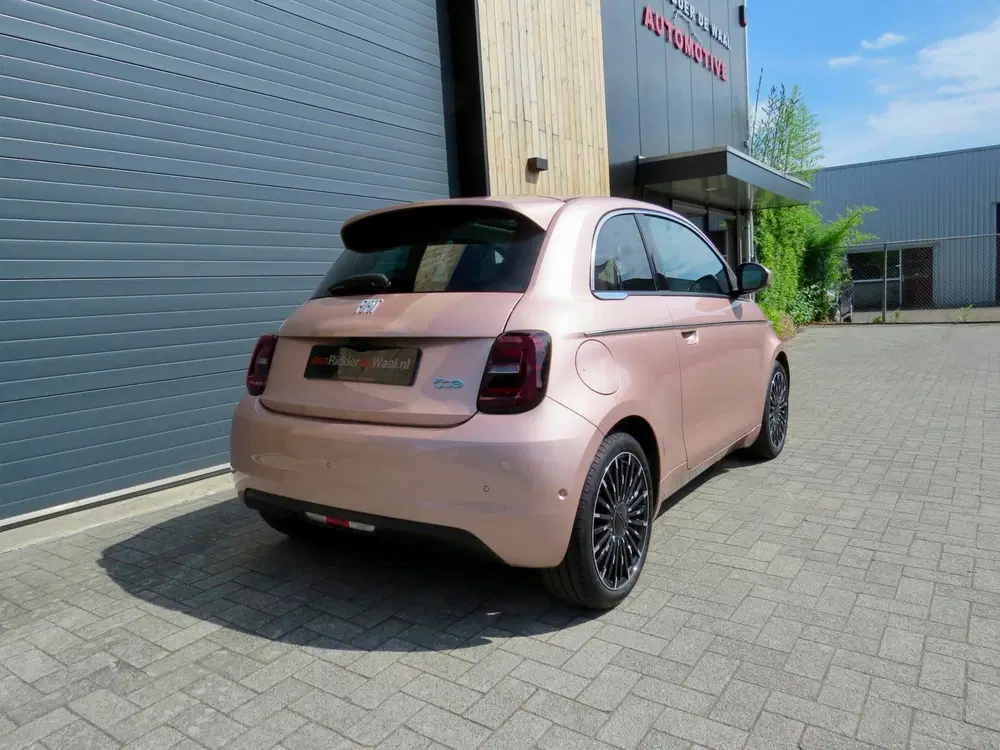 Fiat 500 La Prima 42 kWh by Bocelli *Pano *CarPlay uit 2024, foto 9