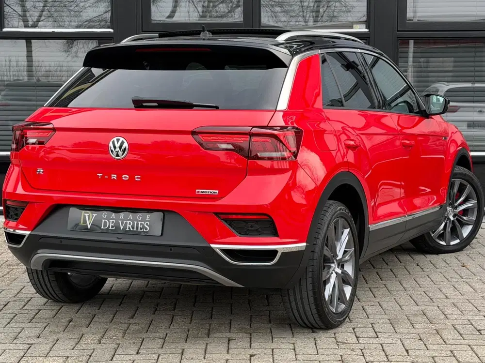Volkswagen T-Roc 2.0 TSI 4Motion Sport R-Line DSG Panoramad uit 2019, foto 3