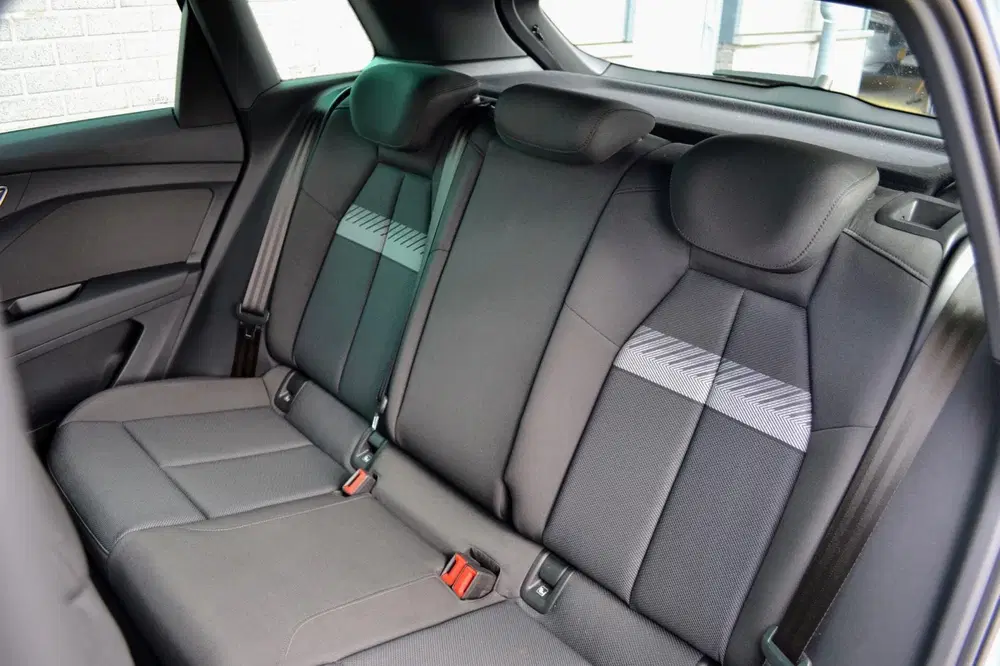Audi Q4 e-tron 40 Launch edition Advanced 77 kWh SOH90% W uit 2021, foto 11