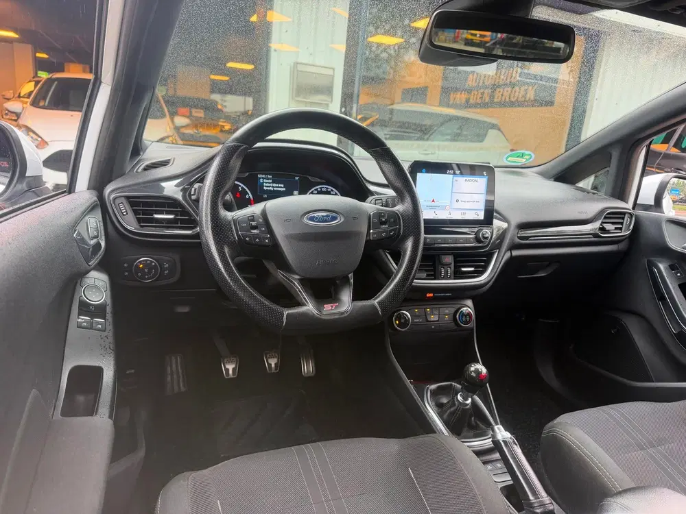 Ford Fiesta 1.5 EcoBoost ST-3 uit 2020, foto 12