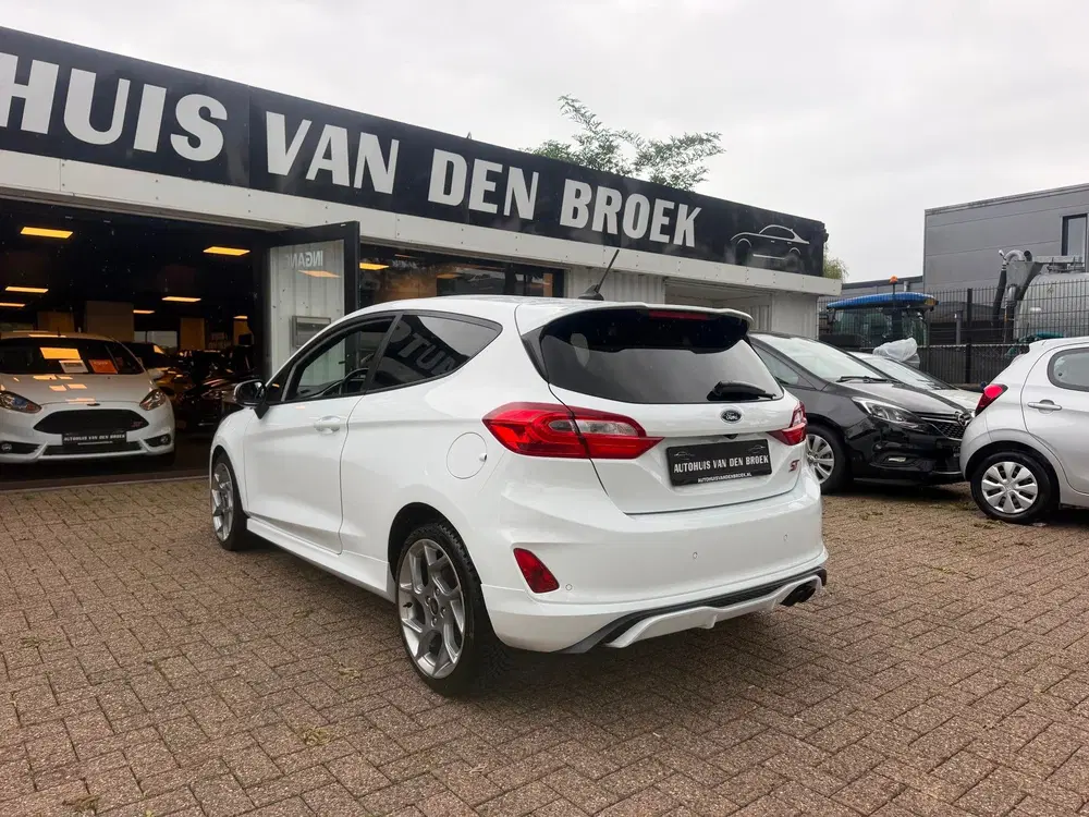 Ford Fiesta 1.5 EcoBoost ST-3 uit 2020, foto 2