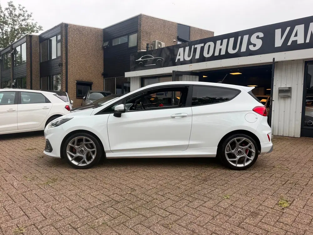 Ford Fiesta 1.5 EcoBoost ST-3 uit 2020, foto 9