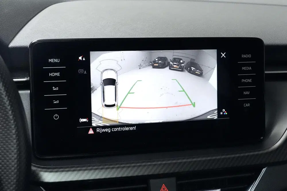 Skoda Kamiq 1.5 TSI ACT Monte Carlo Automaat 150 PK uit 2021, foto 13