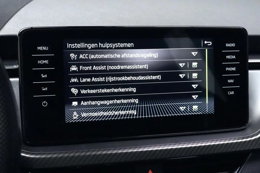 Skoda Kamiq 1.5 TSI ACT Monte Carlo Automaat 150 PK uit 2021, foto 15