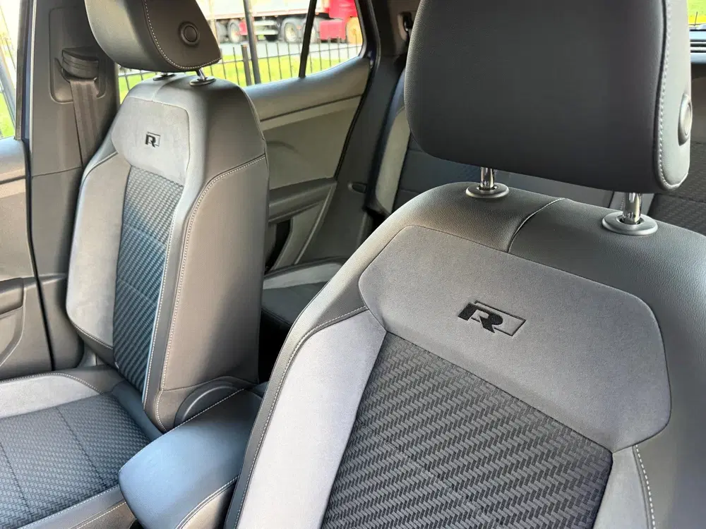 Volkswagen T-Cross 1.5 TSI R-Line 150pk uit 2023, foto 3