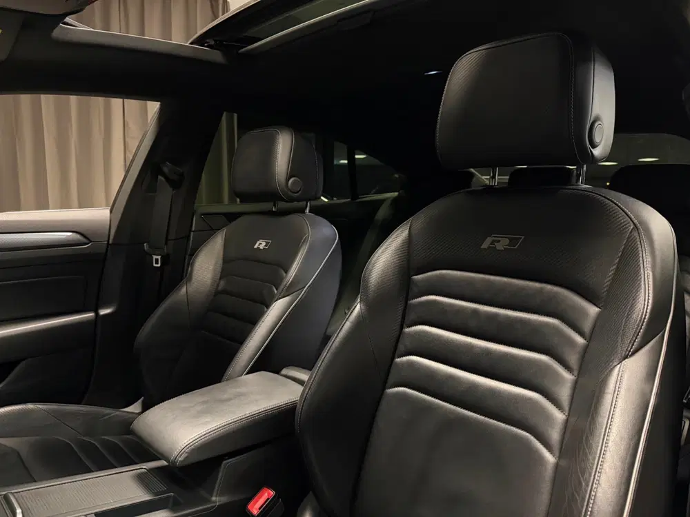 Volkswagen Arteon 1.5 TSI DSG VOLLEDIG R-LINE UITGEVOERD uit 2019, foto 3
