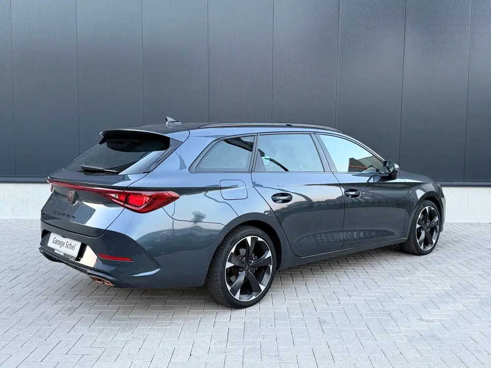 Cupra Leon 1.4 e-Hybrid Business uit 2023, foto 2